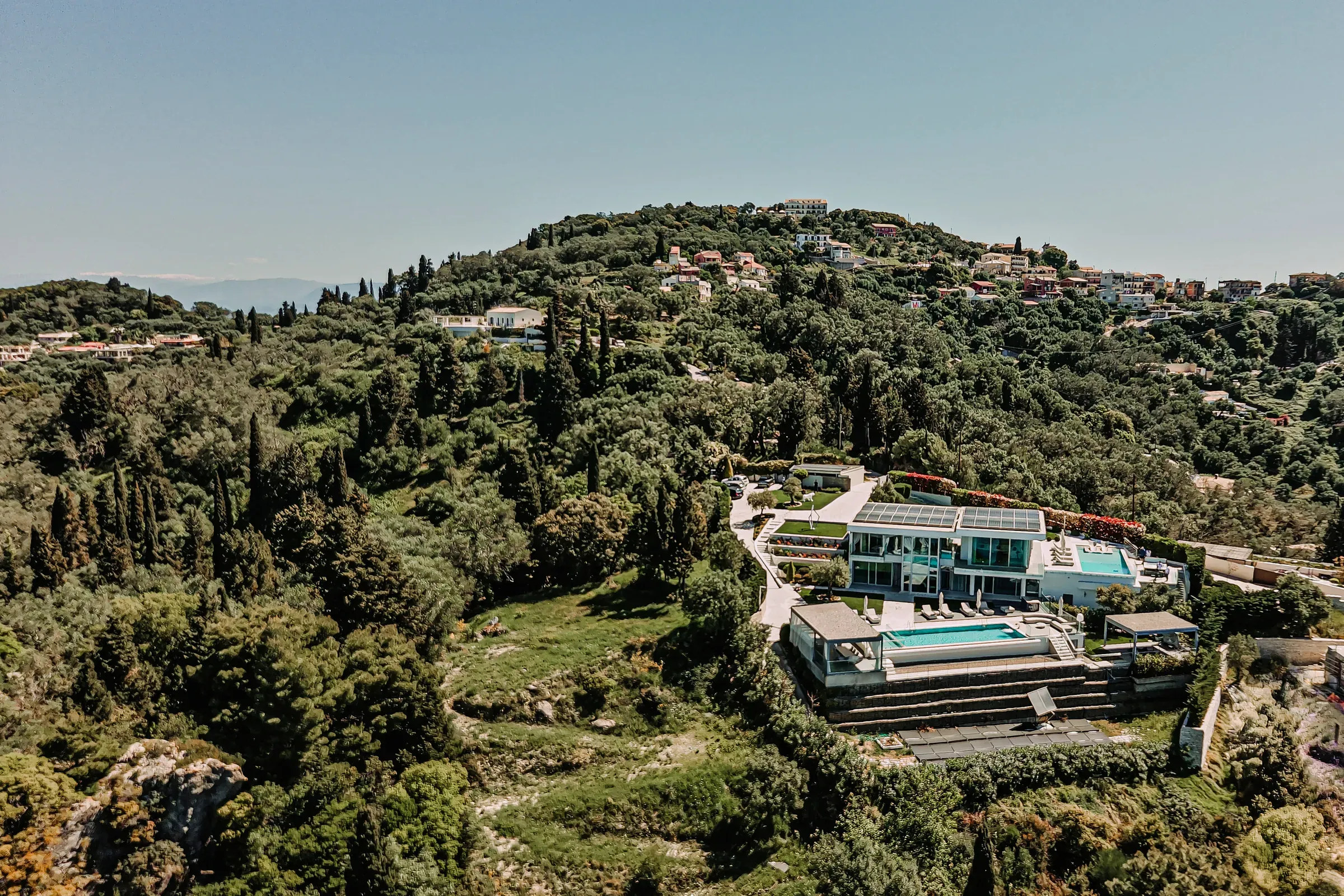 The villa set into the Pelekas hillside